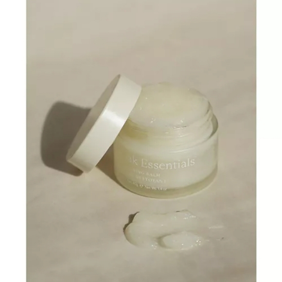 Oak Essentials-Cleansing Balm 1.4 oz. NIB - Picture 3 of 3